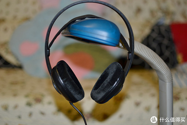 一个能让你丑爆了却又舍不得摘下的耳机:beyerdynamic 拜亚动力 dt235