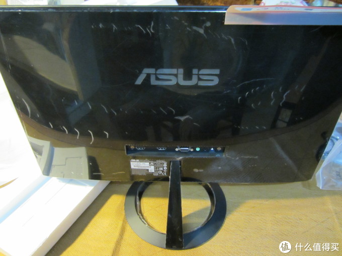 外观党的选择——asus 华硕 vx239h 23英寸led背光ips宽屏液晶显示器