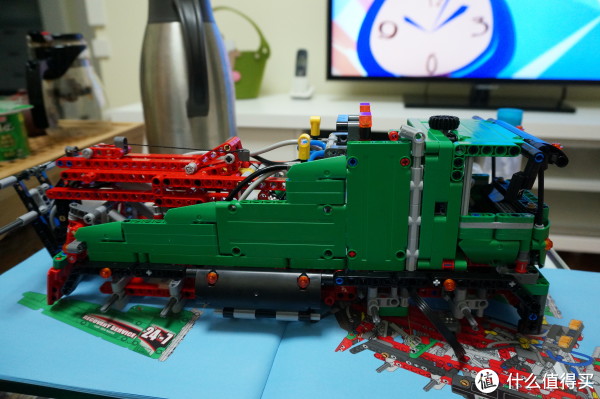 我的lego之旅 篇一:lego 乐高 机械组 technic 2013科技次旗舰 42008