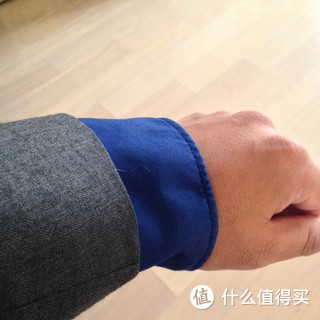 有了袖箍，衬衣袖子再长也不怕