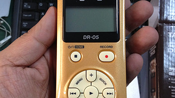 录音笔也有土豪金——晒 金色版 Tascam DR-05 便携式数码录音笔