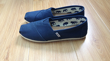 TOMS Navy Canvas 男士经典款休闲布鞋 — 爱鞋成痴