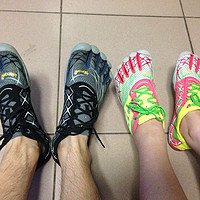 【真人秀】一起疯：我们的情侣款 Vibram FiveFingers SeeYa LS 五趾鞋