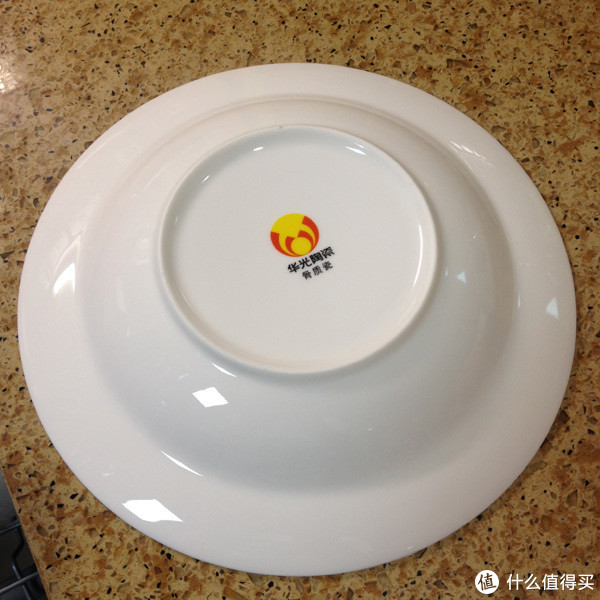 盘子底部,一样也很光亮!