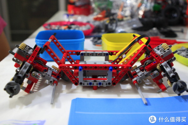 巨无霸来了:lego 乐高9398机械组2012年旗舰遥控四驱越野车