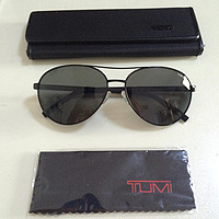 抓住夏天的尾巴：TUMI Polarized Aviators飞行员偏光太阳镜=