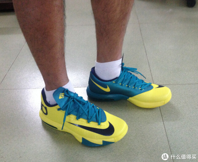 宝岛寄来的 nike 耐克 kd 6 杜兰特6代 广告款 香蕉色 男子篮球鞋