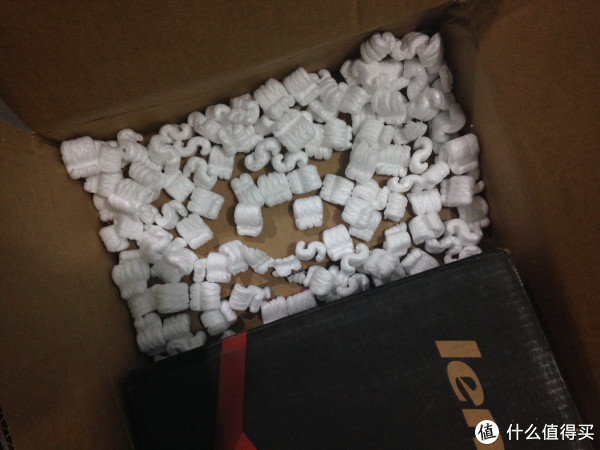 里面白色的小粒粒就是所谓的保护设备，效果还凑活 