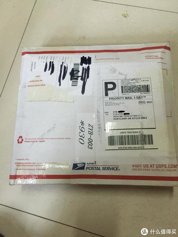 打开之后的盒子,上面那些应该是转运公司涂的 打开之后的盒子,上面那些应该是转运公司涂的