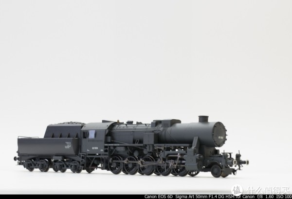 来自bachmann 百万城 战争机车:德意志铁路 r52型蒸汽机车