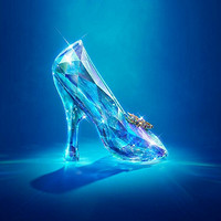 梦想成真：Saks Fifth Avenue 联合 Jimmy Choo 等九大*级品牌设计“灰姑娘”水晶鞋