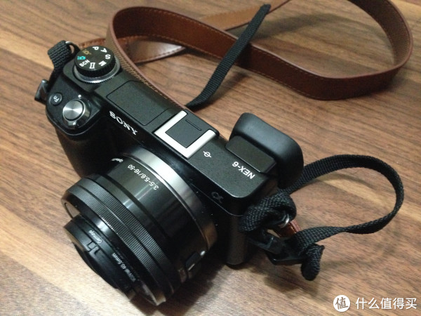 レンズ(単焦点) Sony E 3.5-5.6/PZ 16-50 OSS II 黑色品物— 那神秘富有魔力的色彩_摄影摄像_什么值得买
