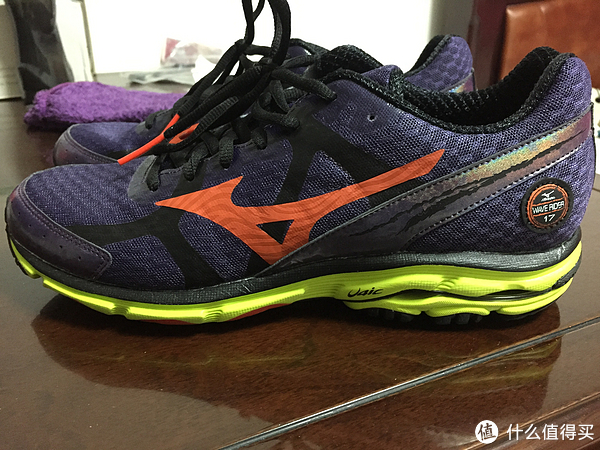 请收下我的膝盖:mizuno 美津浓 wave rider 17 跑鞋