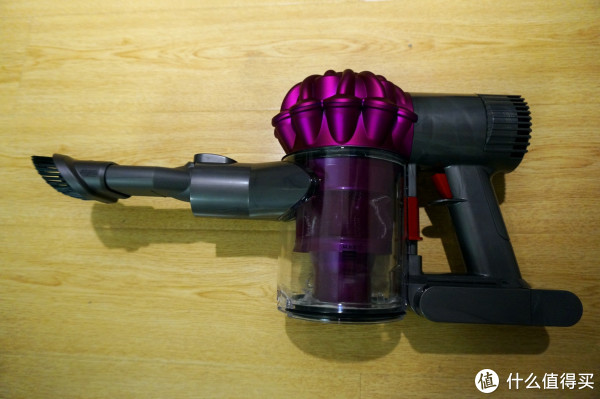 新玩具:Dyson 戴森 V6 Motor Head 無繩真空吸塵器