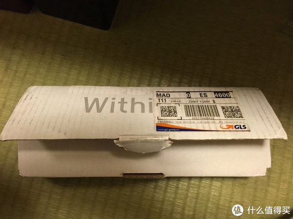 这包装就是withings原邮寄包装，挺结实。