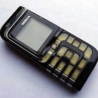 十年弹指一挥间 — Nokia 诺基亚 倾城系列 7260 手机