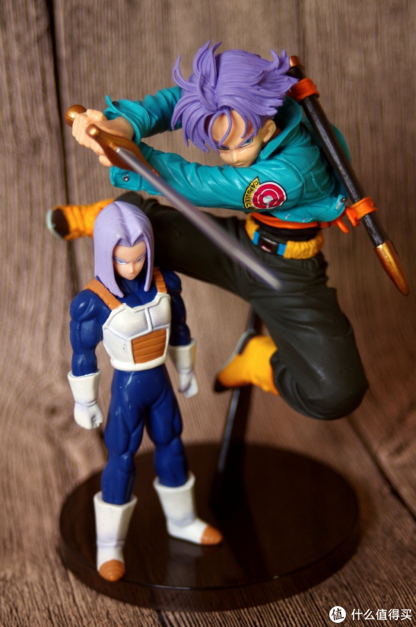 龙珠中的男神 — banpresto 眼镜厂 武道会4 特兰克斯