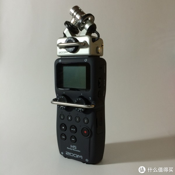 ZOOM H5 数字录音机开箱展示】机身|扬声器|电池仓|接口|麦克风_ ZOOM H5 数字录音机开箱展示】机身|扬声器|电池仓|接口|麦克风_