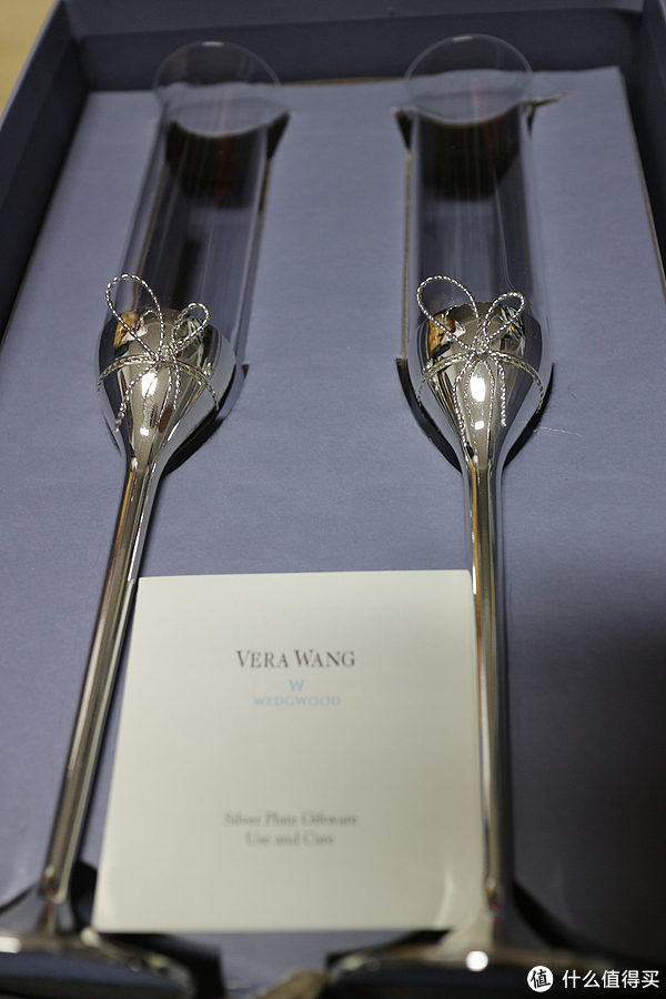 vera wang x wedgwood 跨界合作款 love knots 系列香槟杯