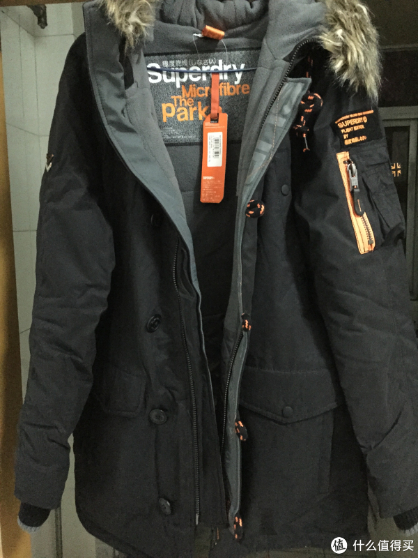 晒一晒刚到的superdry 极度干燥 派克大衣