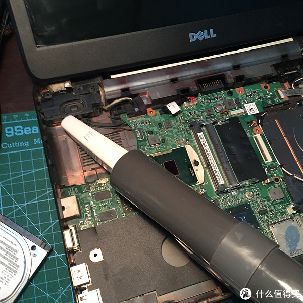 笔记本深度清洁与日常维护:dell 戴尔 inspiron n4050 笔记本 清灰