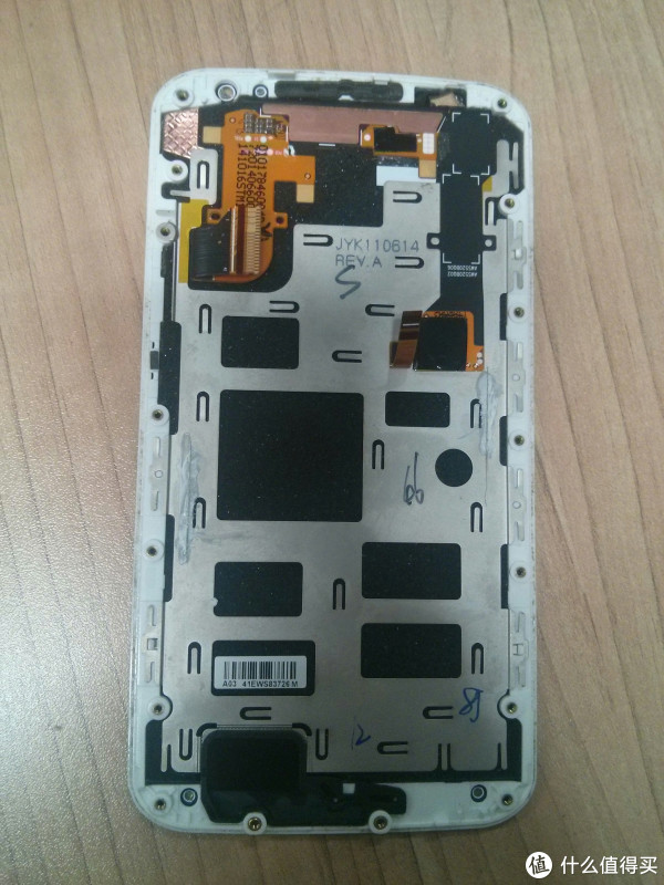 给自己正名- New Moto X 拆机换屏(顺便充值信
