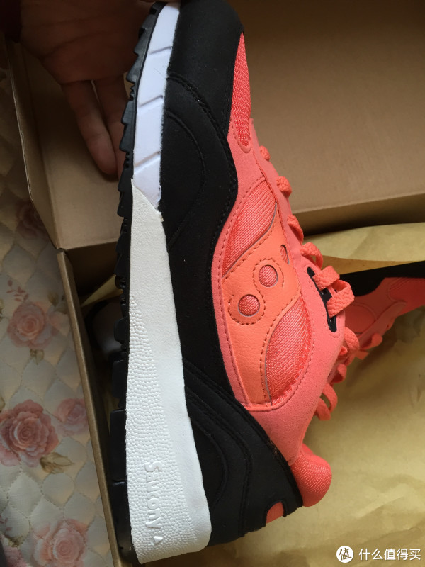 单--Saucony 索康尼 Shadow 6000和 Groove 时