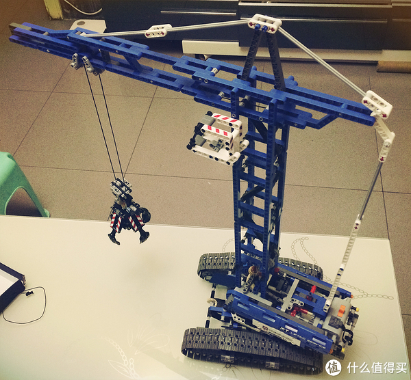 乐高科技系列 篇五:蓝翔履带式移动塔吊—lego 乐高 42042 b模式