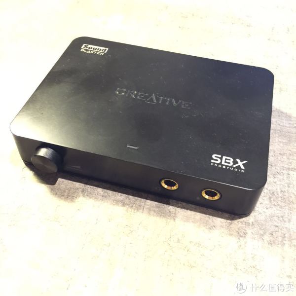 Creative SBX Front Panel。妥妥的不是啥专业声卡。