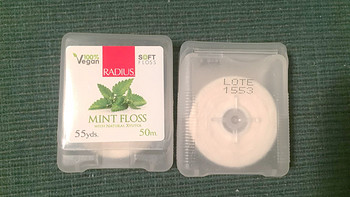 2016年的买买买 篇三：非常棒的牙线RADIUS Vegan Xylitol Mint Floss