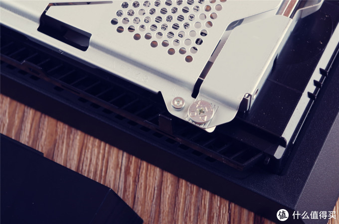 惊炫的娱乐系统--SONY PS4和罗技G29的结合体验