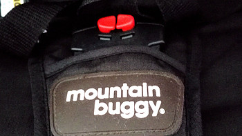 轻量化折叠伞车 熟悉的小红点 —— Mountain Buggy Nano