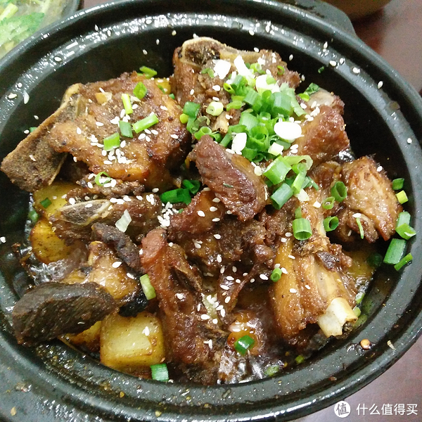 砂锅排骨,下面的土豆超级香,好吃