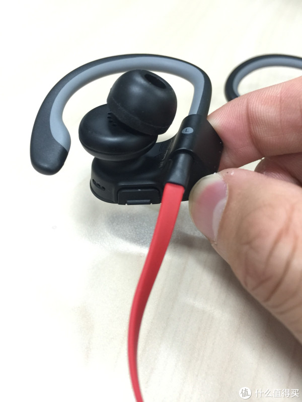 powerbeats蓝牙耳机,beatspro蓝牙耳机 powerbeats2 wireless 蓝牙运动耳机 开箱