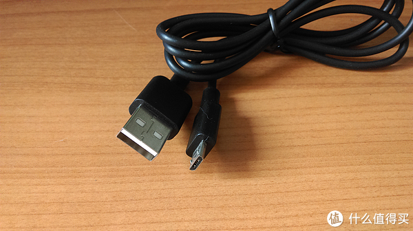 USB充电线 一面插插头另一面插主机 与安卓手机通用