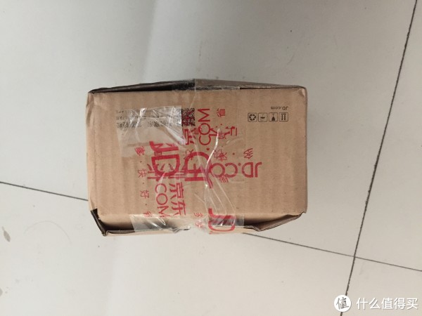 京东的包装被撑的满满的