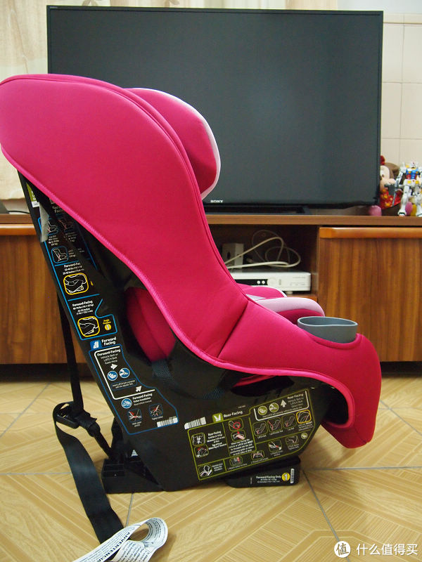 迈可适 Maxi Cosi Pria70儿童安全座椅侧面实拍图