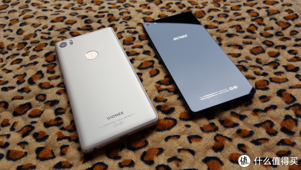 金立S8手机与金立S7手机对比实拍图1