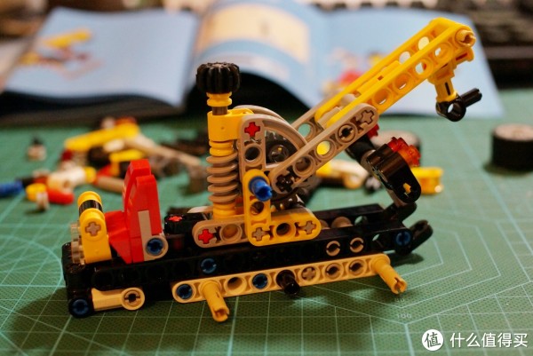 乐高机械组 42031 cherry picker 车载式吊车 玩具开箱展示(零件|车身
