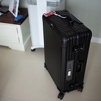 #本站首晒# 撕不掉的行李标签 — Rimowa Topas Stealth Electronic-Tag 电子标签版 拉杆箱