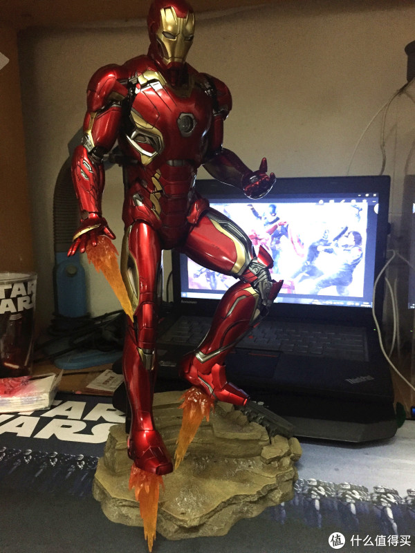 本站首晒# hottoys《复仇者联盟2:奥创纪元》合金压铸mk45