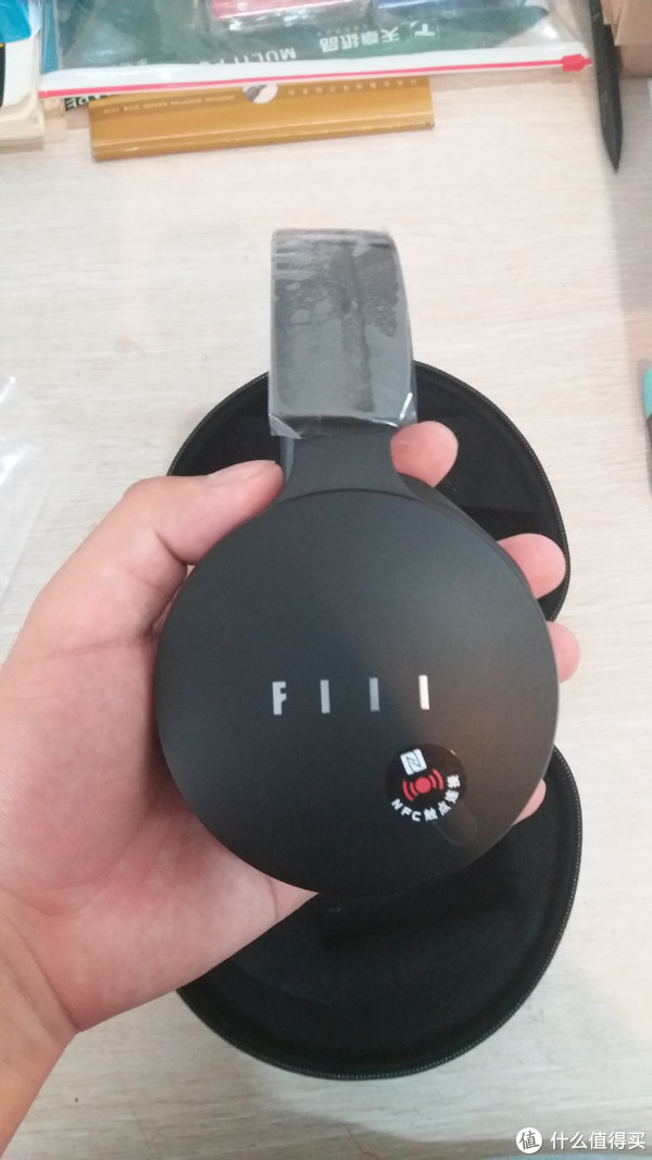 汪峰耳机fiil wireless 外观