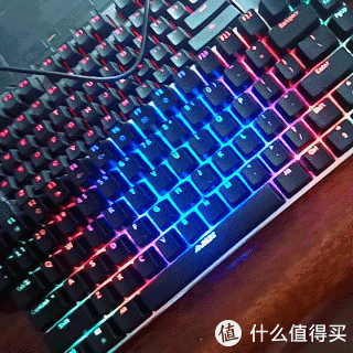 首页 消费众测 众测报告 评测详情   ▼终于给大家看完了复杂的灯效