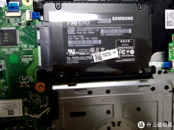 win7 固态硬盘 安装_如何用u盘给固态硬盘装win7系统_win7固态硬盘d盘没有了