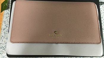 夏日小清新之选：KATE SPADE charlotte street alek粉色十字纹单肩包