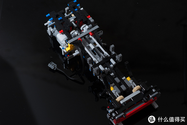 篇六:乐高 lego 42043 moc-4946 mercedes benz zetros拼装过程分享