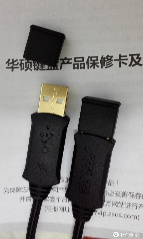 双USB插头已经成为标配，也是为了保证供电
