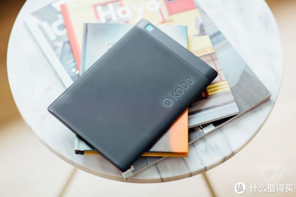 人気ブランド新作豊富 【美品】KOBO AURA ONE コミックEdition