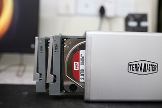 一切为了安全 — TerraMaster 铁威马 D2-310 RAID磁盘阵列 开箱