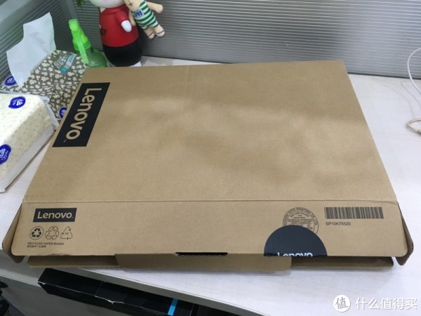 包装箱纸皮比较薄，不够结实
